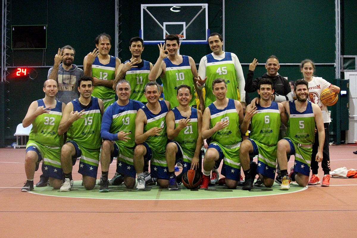 Basketbolda Şampiyon "Otosanayi"