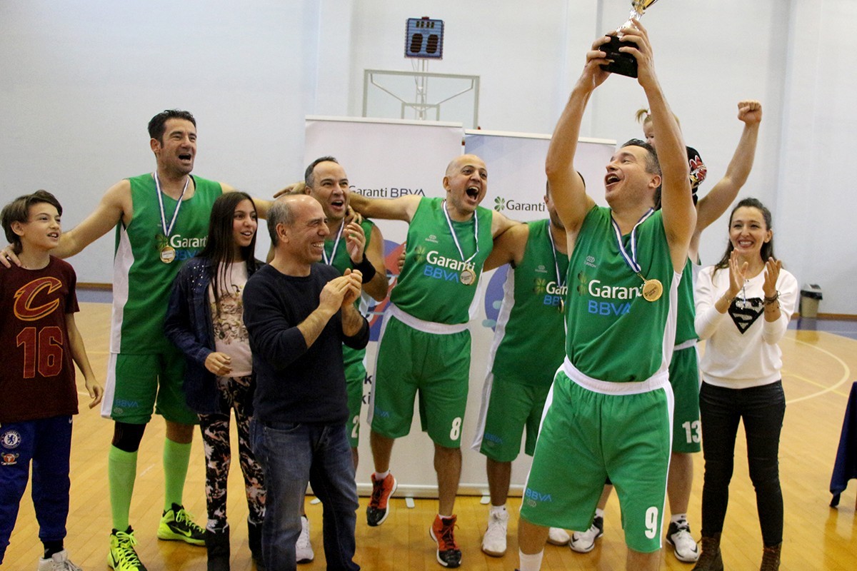 İzmir’in Dağlarında "BveBveVveA Team" Açtı