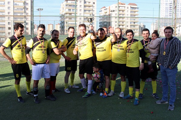 Ankara’da Şampiyon ’Ankara Bizim Siz Kiracısınız’