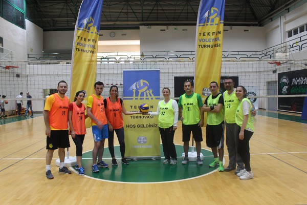 Voleybolda Şampiyon "Volleybulls"