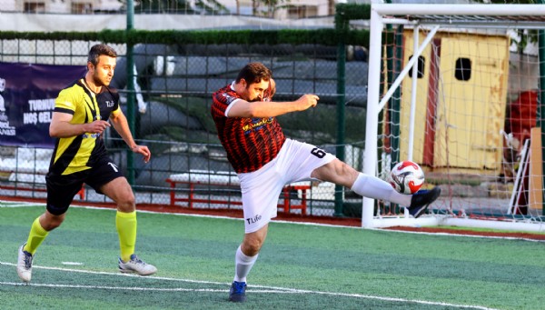 T Life Futbol Turnuvasında Eleme Turlarının İkinci Günü Tamamlandı