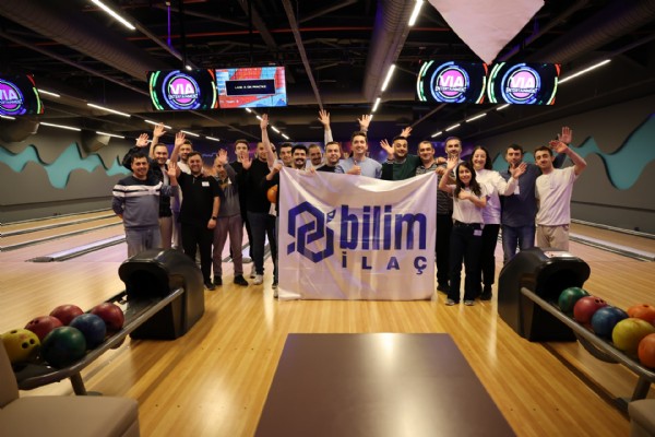 Bilim İlaç Bowling Turnuvası Gebze Etabı "Yuvarlanan Kalpler"in Liderliğiyle Başladı!