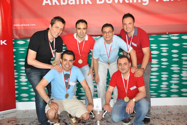 Bursa’da Kazanan "Lords of the Strikes"