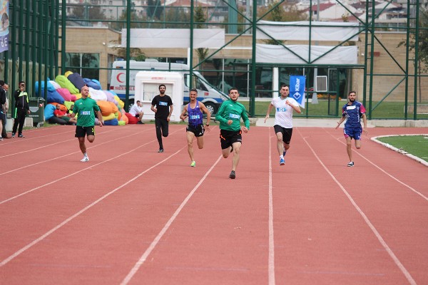 Atletizm Yarışmalarının Kral ve Kraliçeleri Belli Oldu